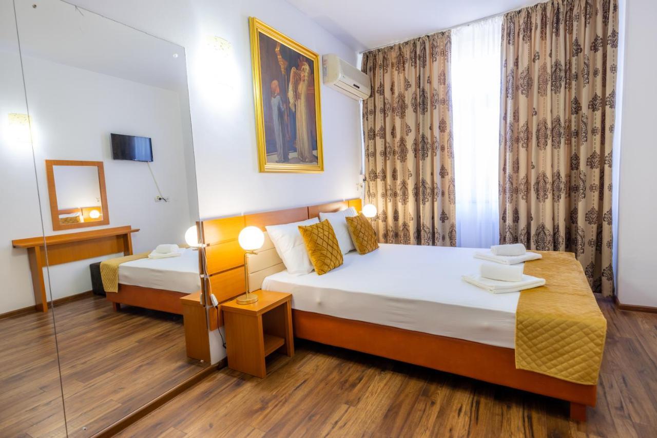 Hotel Sir Lujerului بوخارست المظهر الخارجي الصورة