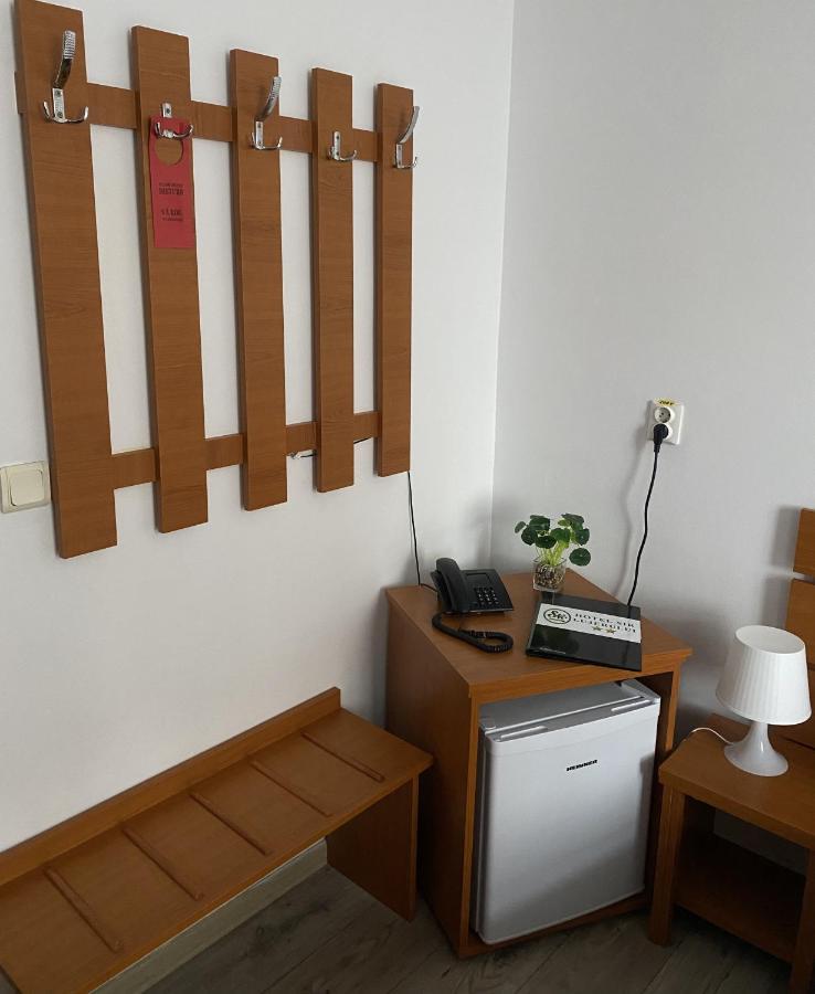 Hotel Sir Lujerului بوخارست المظهر الخارجي الصورة