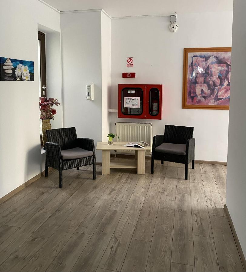 Hotel Sir Lujerului بوخارست المظهر الخارجي الصورة