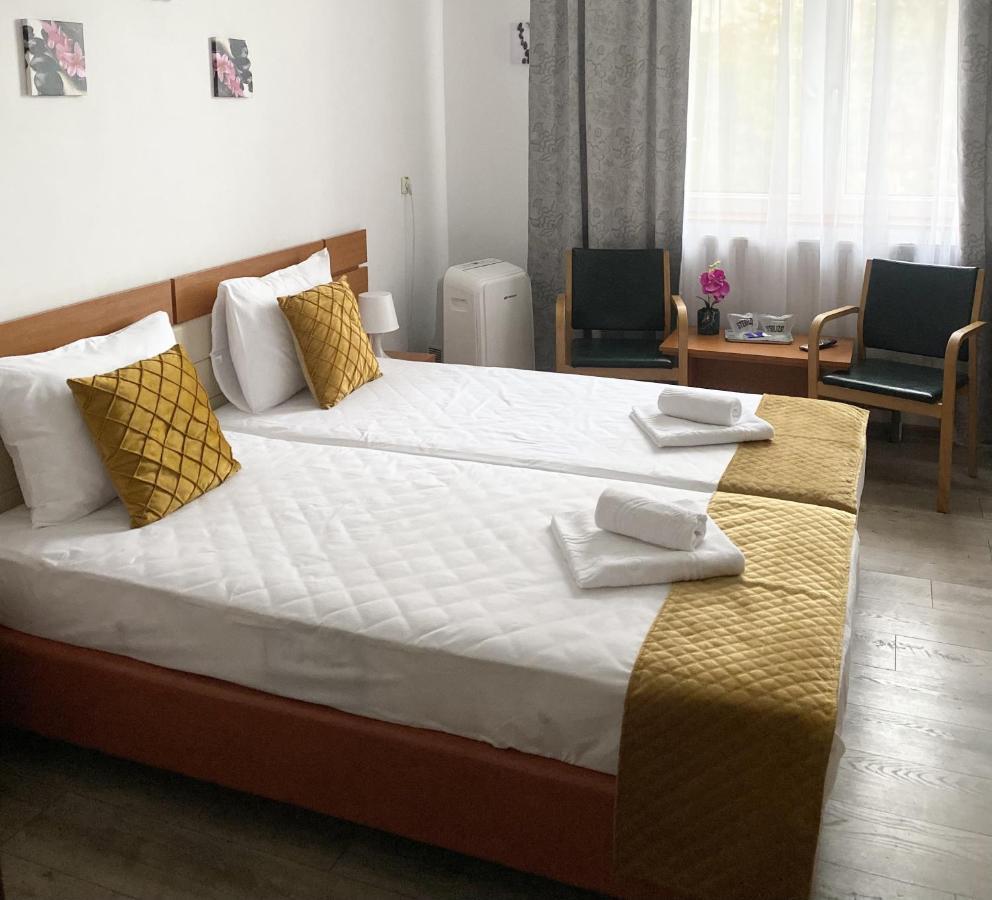 Hotel Sir Lujerului بوخارست المظهر الخارجي الصورة